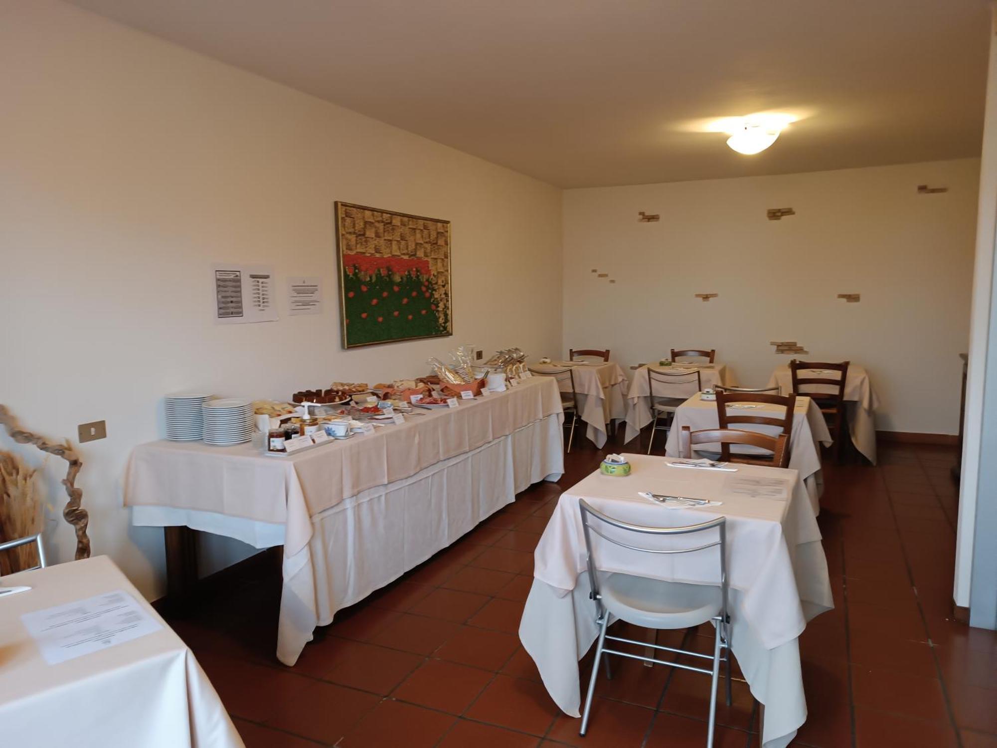 Bio Agriturismo Il Torrione サトゥルニア エクステリア 写真