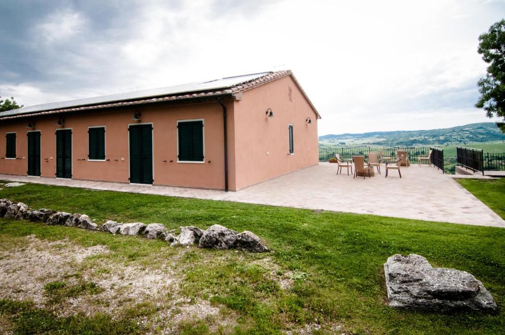 Bio Agriturismo Il Torrione サトゥルニア エクステリア 写真